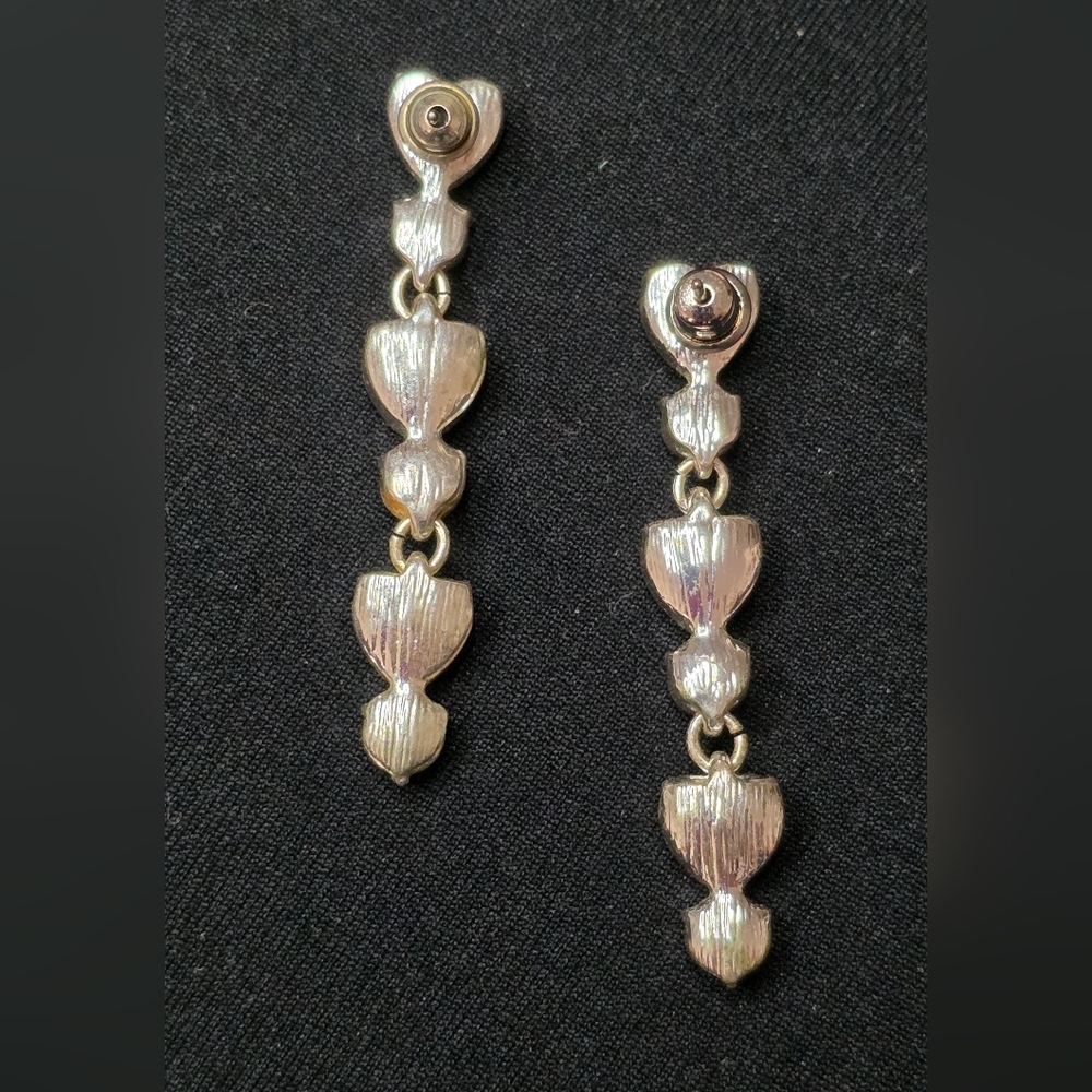 Source Unknown Glamorous Red and Silver Heart Drop Earrings - Picture 5 of 5